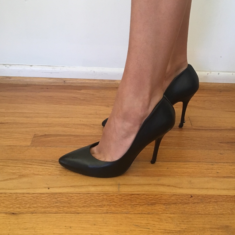 Steve Madden Galleryy Pump